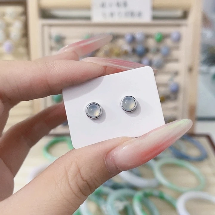 翡翠未镶嵌颈饰天然翡翠A货