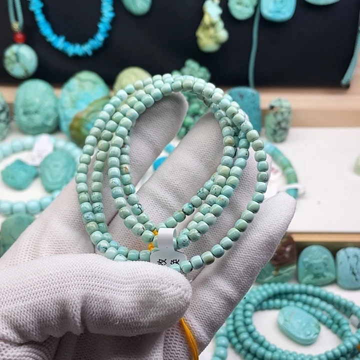 绿松石配饰未镶嵌