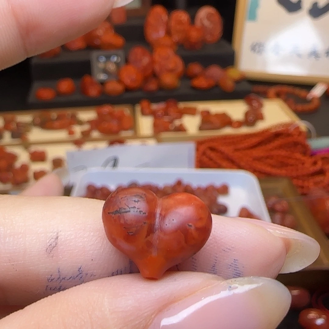 肥***王南红玛瑙未镶嵌吊坠(不含链)