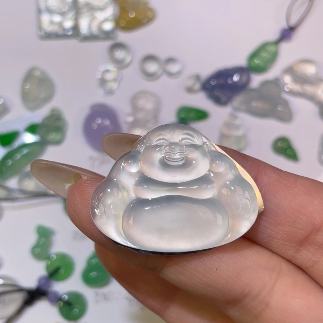 翡翠未镶嵌颈饰裸石