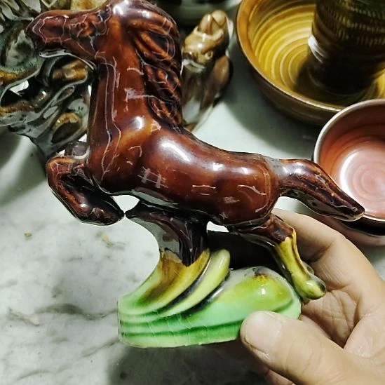 瓷片五厂，七厂各种摆件，瓷片、均有瑕疵。！