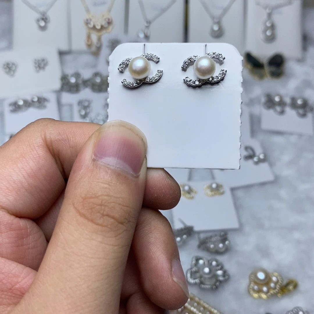 淡水珍珠耳饰未镶嵌