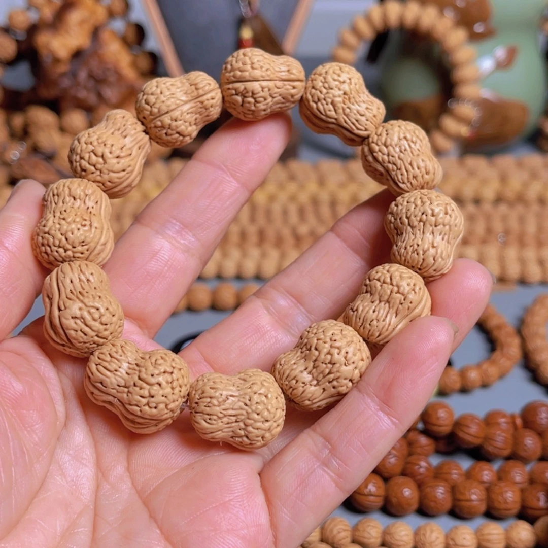 y***s吊坠文玩核桃桃核手串