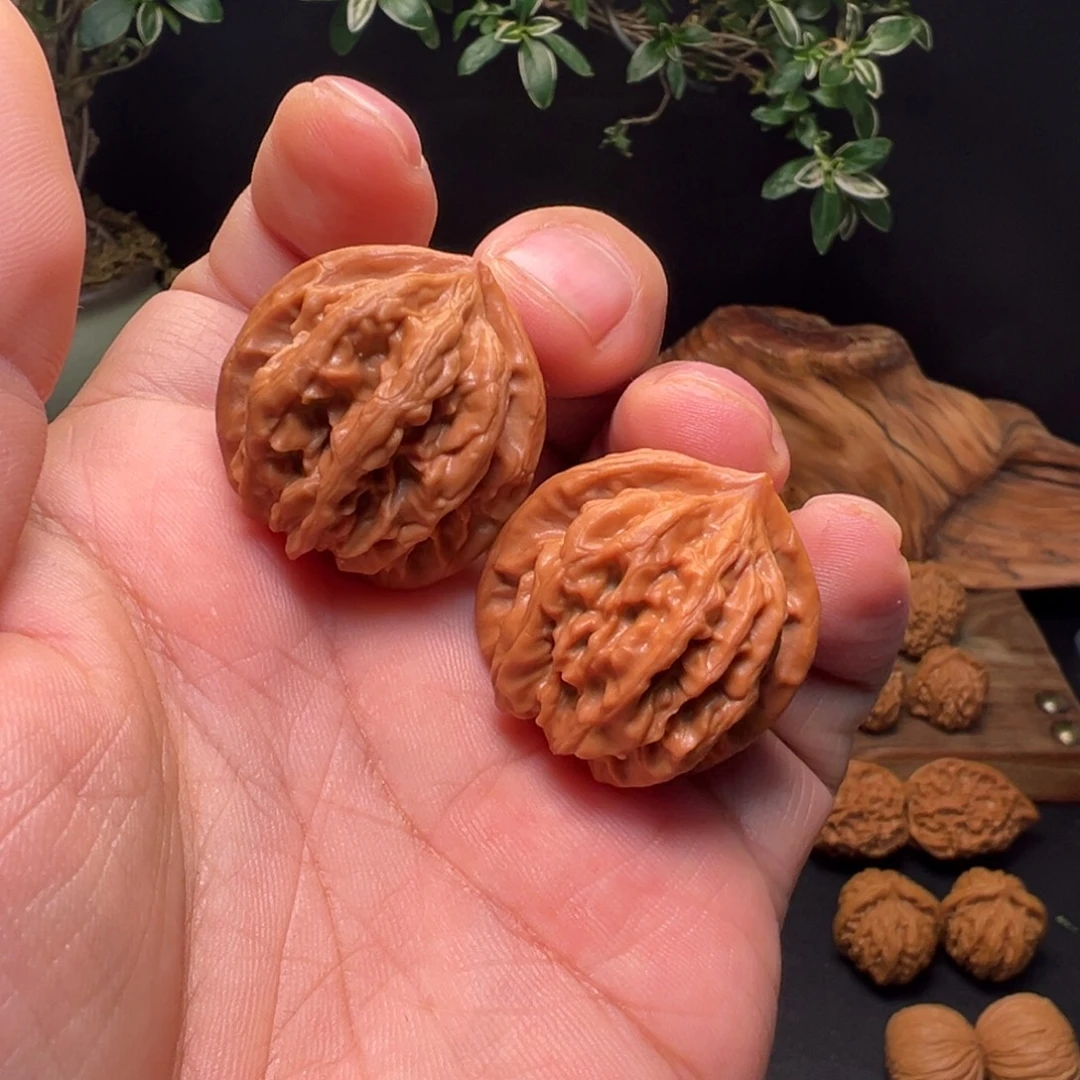 还***来吊坠文玩核桃九纹龙