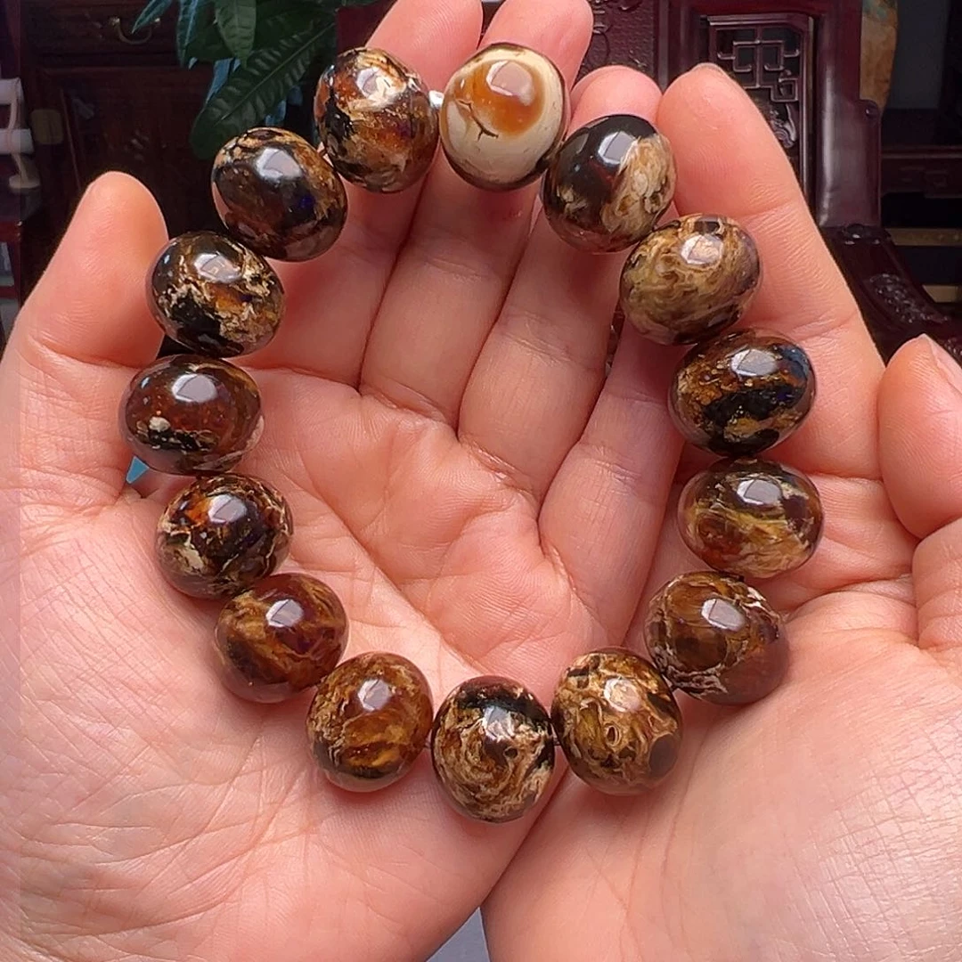 琥珀裸石未镶嵌ꕀ****ฅ抚顺琥珀10042。19mm