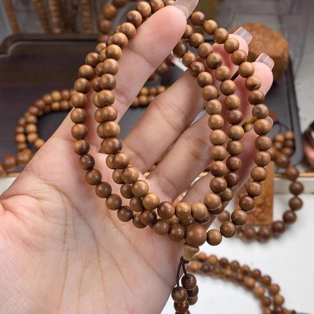 檀香木其他老山檀香0.6，108微瑕