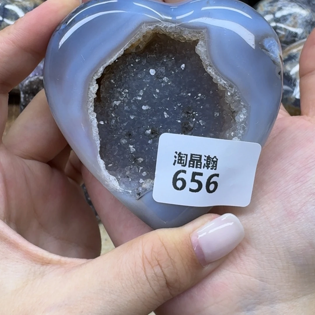 未镶嵌水晶大型摆件（非配饰）