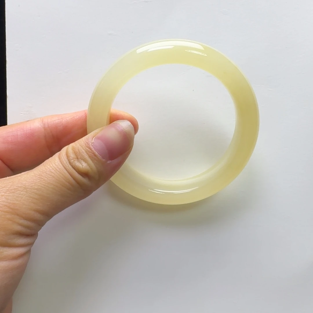 石英质玉（黄龙玉）未镶嵌手镯