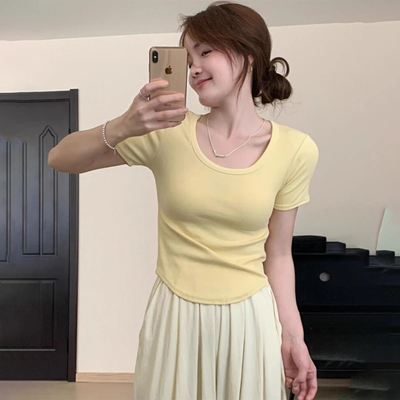K大码修身型显身材U领短袖女夏季韩版百搭纯色内搭简约风t恤上衣