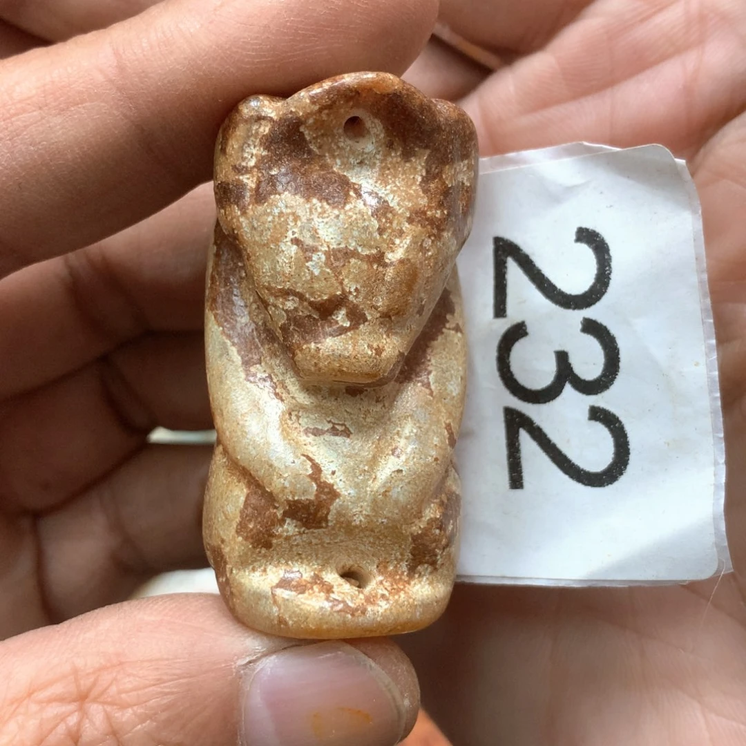 未镶嵌和田玉挂件