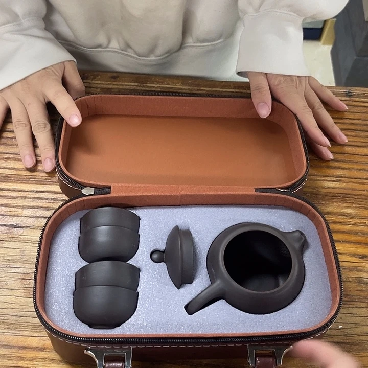 孤品茶具套装等。