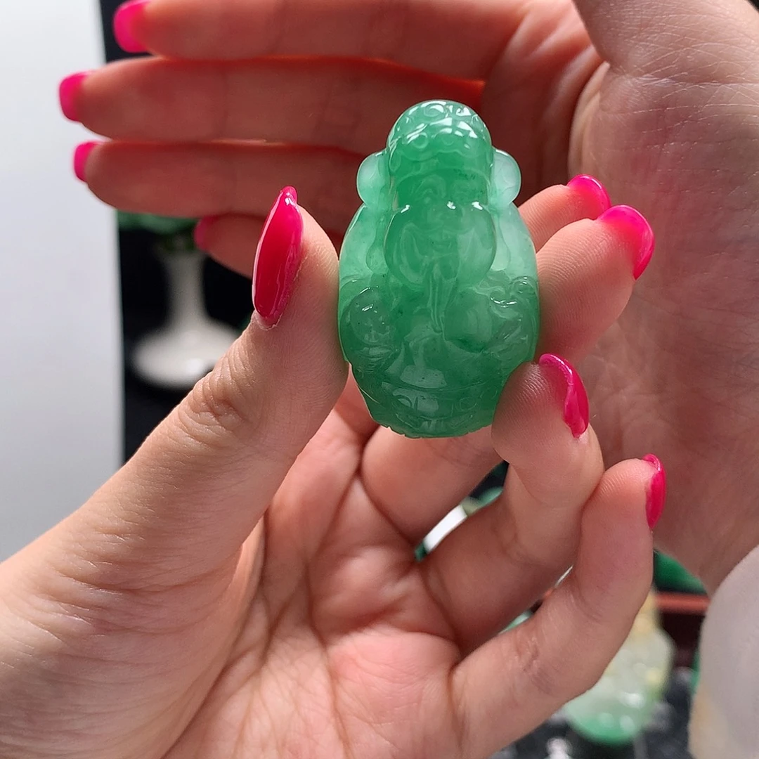 石英质玉吊坠未镶嵌