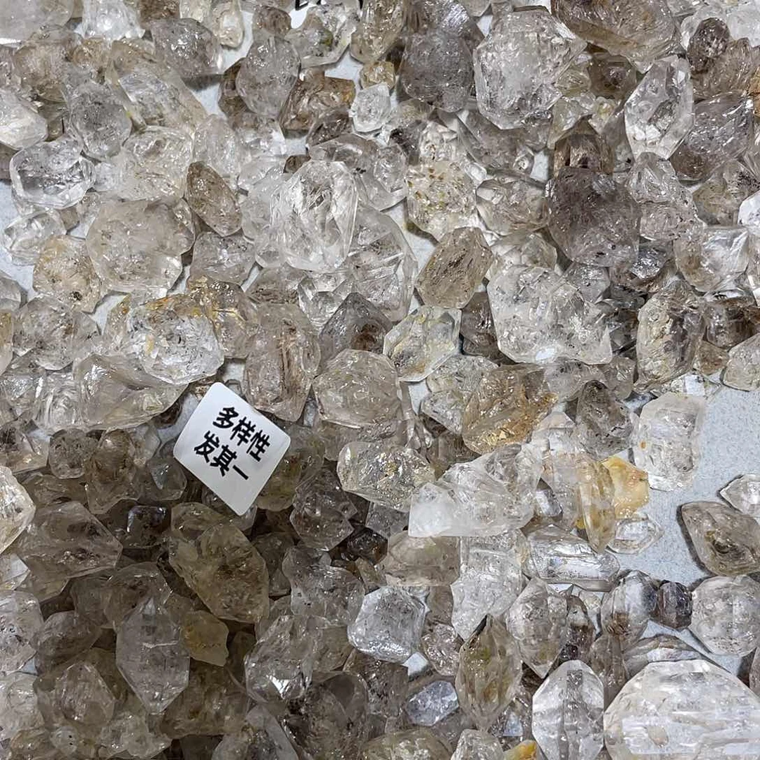 水晶摆件…..未镶嵌10g
