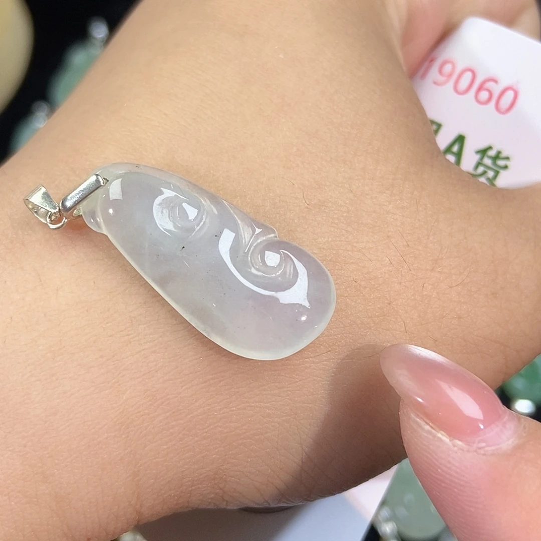 翡翠未镶嵌颈饰天然