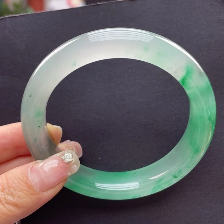 未镶嵌手镯石英质玉欧*