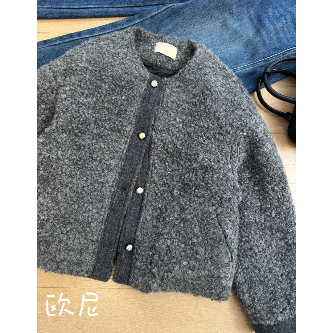 小静静一会 时尚简约单排扣一体百搭外套 2411B5211