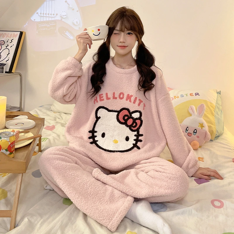 芯语婷秋冬季新款字母KT猫半边绒卡通甜美圆领女家居服套装可外穿