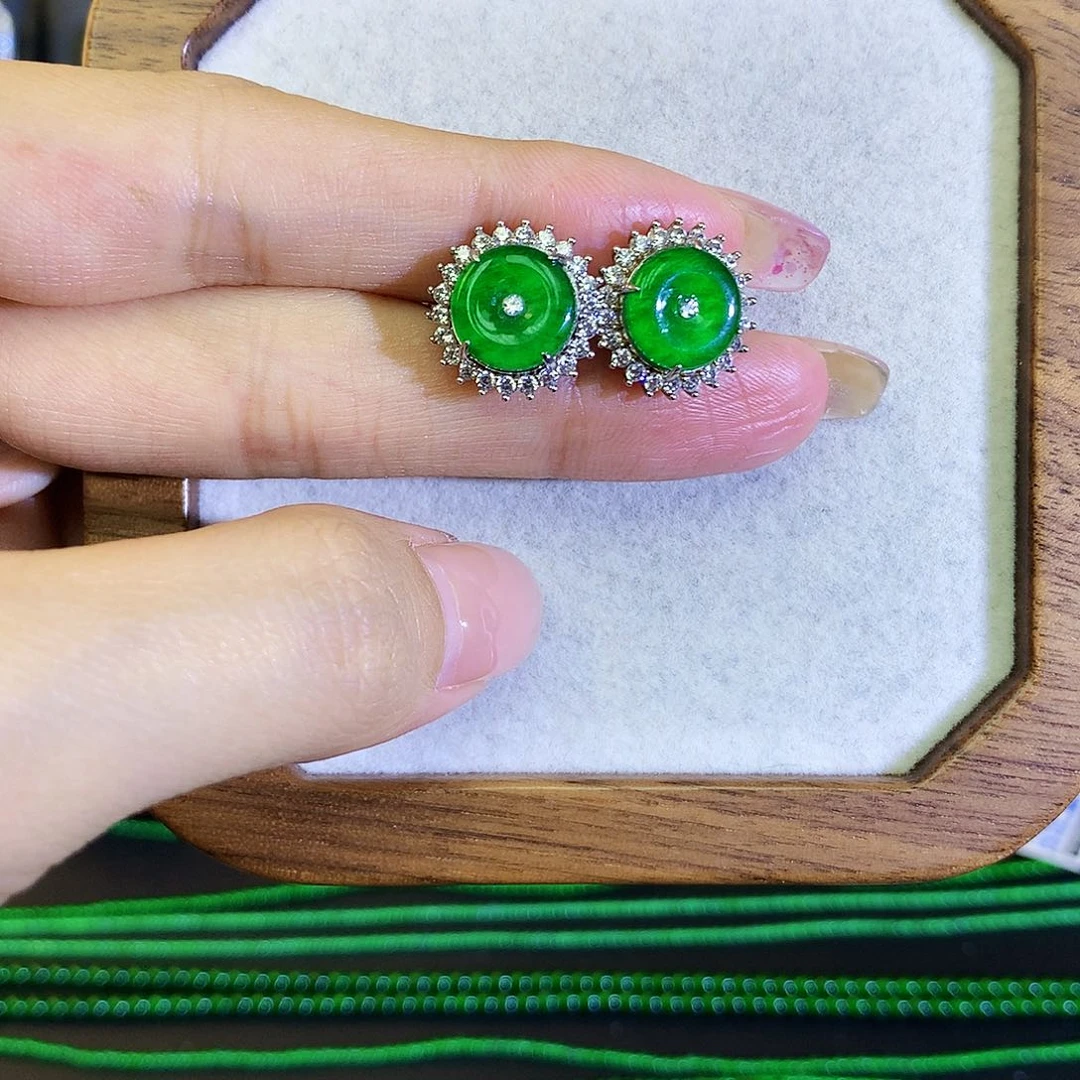 翡翠耳饰银S925镶嵌天然翡翠耳钉