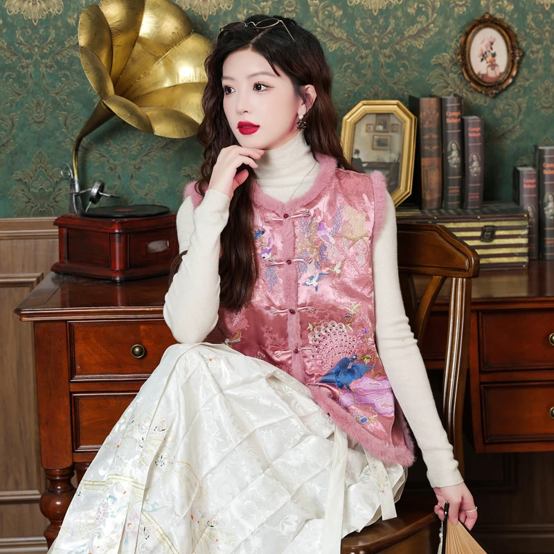 新款提花缎马甲中式复古盘扣国风外套重工刺绣坎肩加棉女装民族风