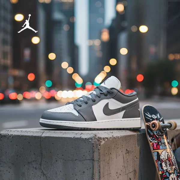 AIR JORDAN男女童运动鞋百搭经典款中大童夏季低帮易穿脱DR9748