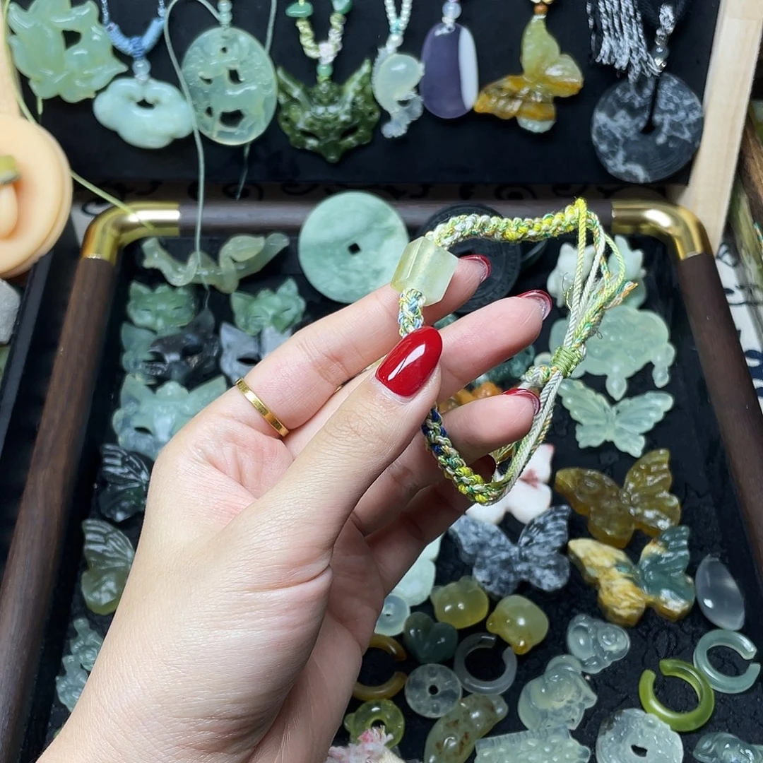 蛇纹石玉未镶嵌吊坠福利