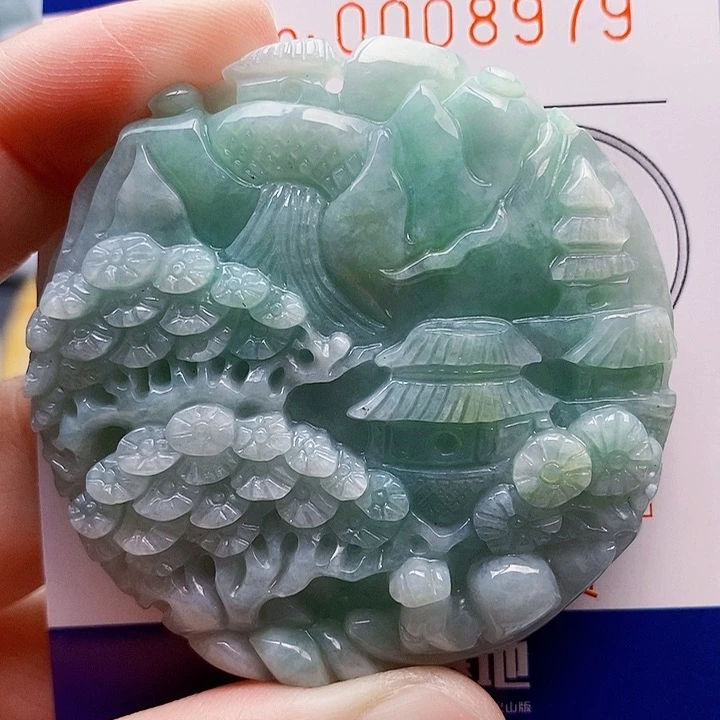 吊坠(不含链)未镶嵌翡翠