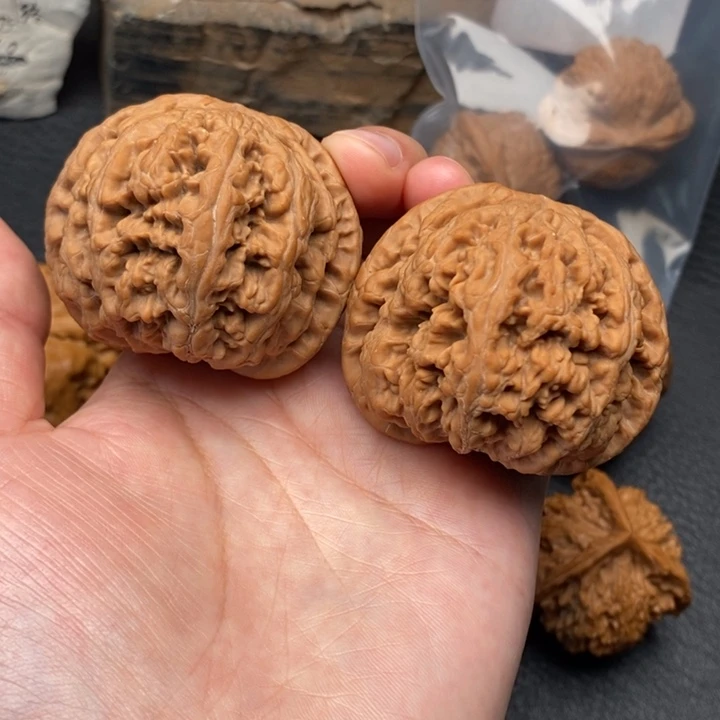 吊坠文玩核桃全品48.5球筋