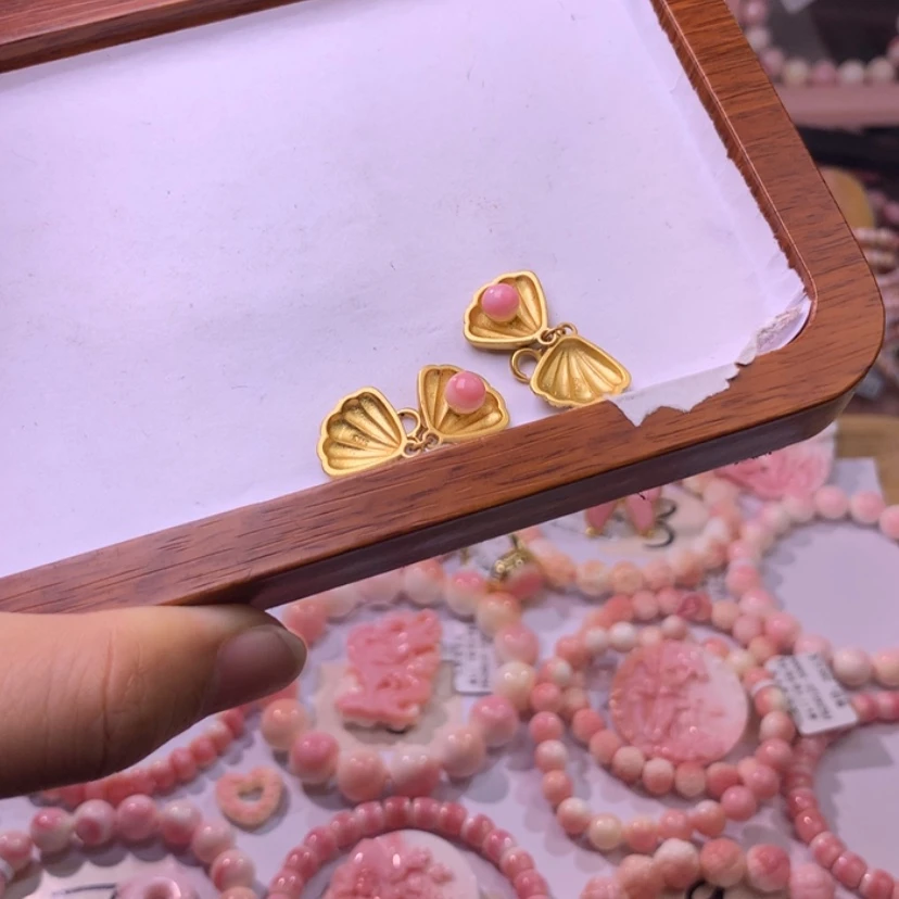 【闪购商品】查罗石颈饰合金福利