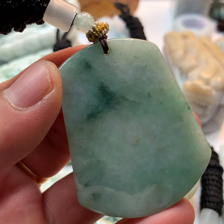 翡翠未镶嵌颈饰保真天然a货翡翠