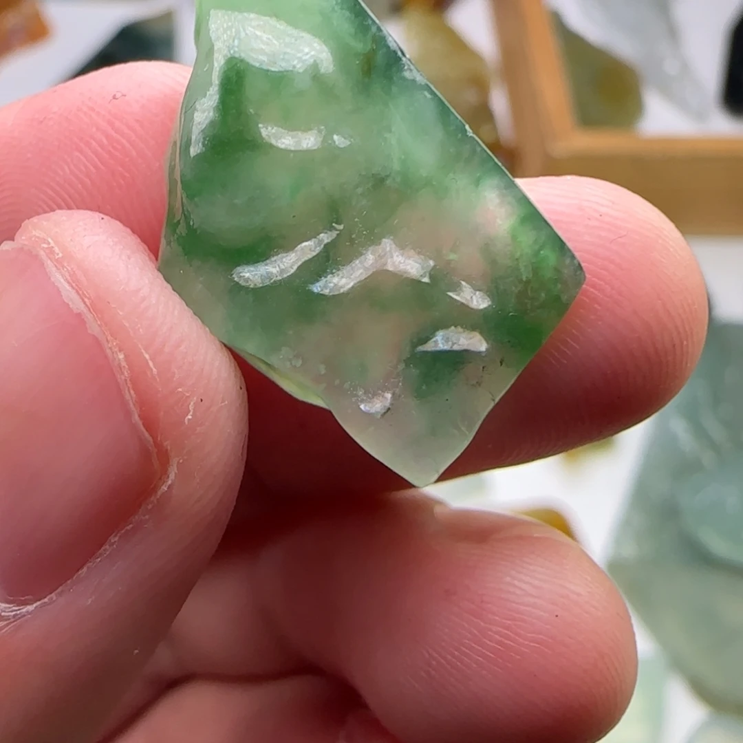 定制翡翠未镶嵌不包工