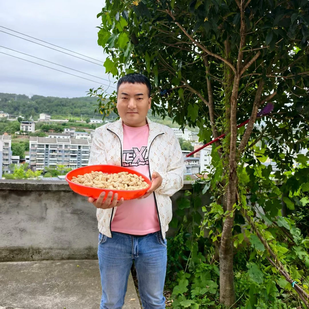 2025年新花生红米米带壳(农产品无任何资质，介意勿拍)