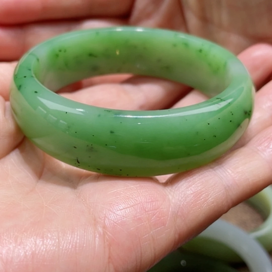 【闪购商品】和田玉手镯未镶嵌
