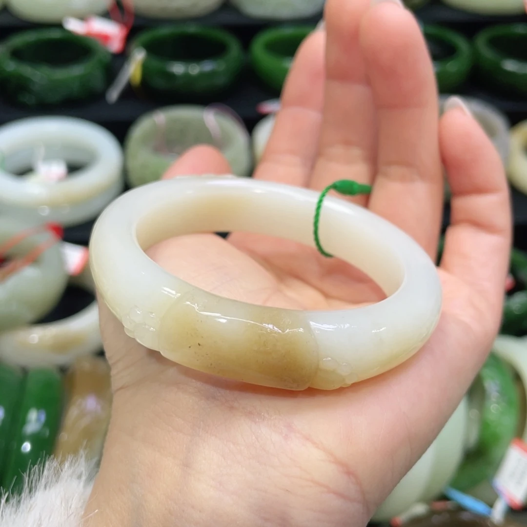 未镶嵌手镯和田玉76