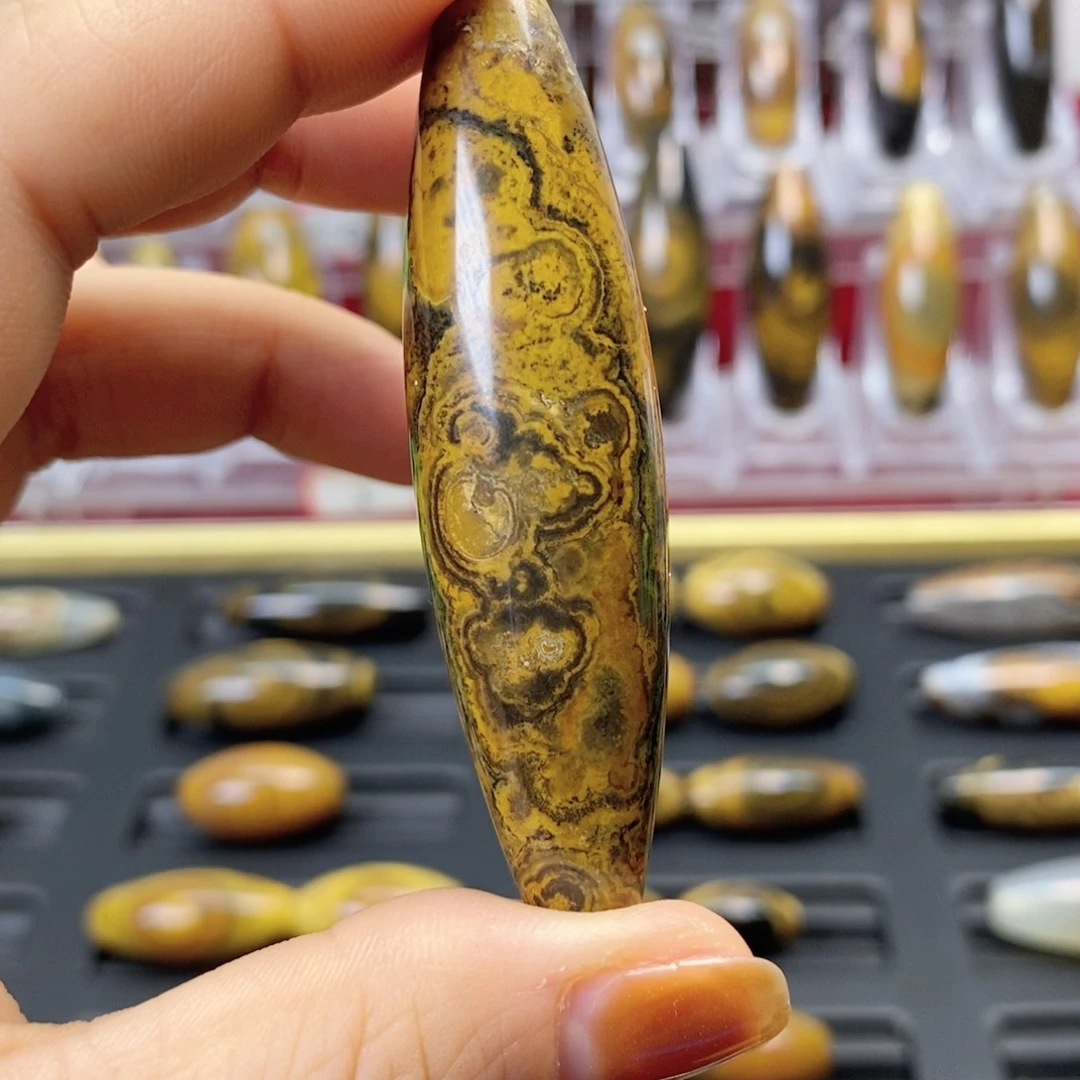 玛瑙/玉髓颈饰合金