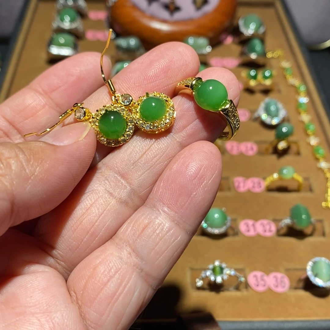 和田玉未镶嵌戒指