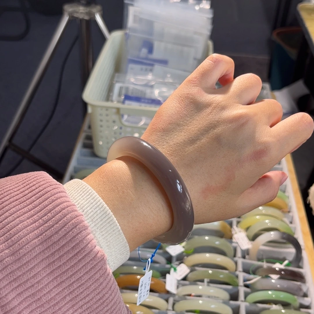 和田玉未镶嵌手镯  「冰胶紫」肥美