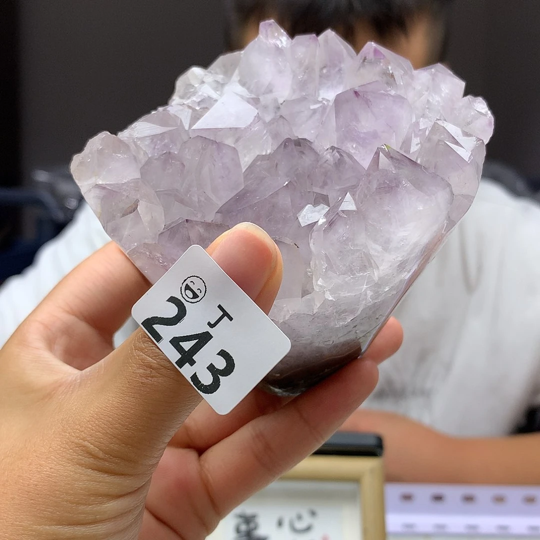 未镶嵌大型摆件（非配饰）水晶