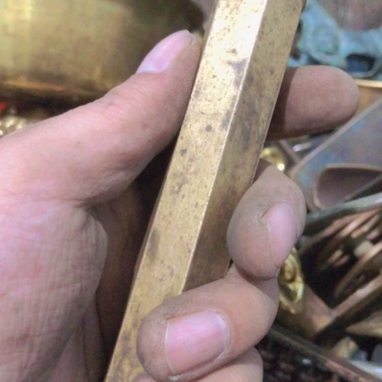 ****对闪电购铜摆件工艺品
