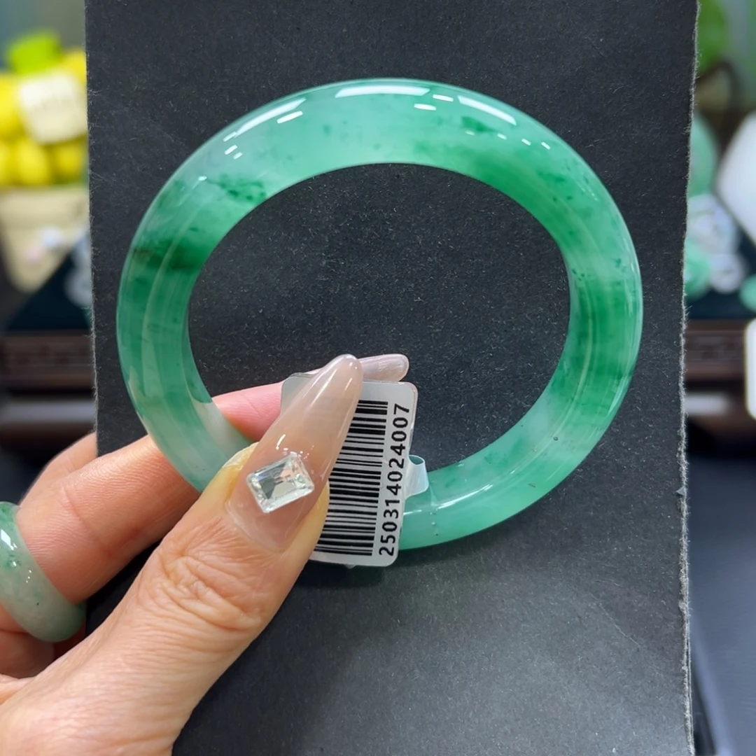 石英质玉（非洲翠）未镶嵌手镯56-57