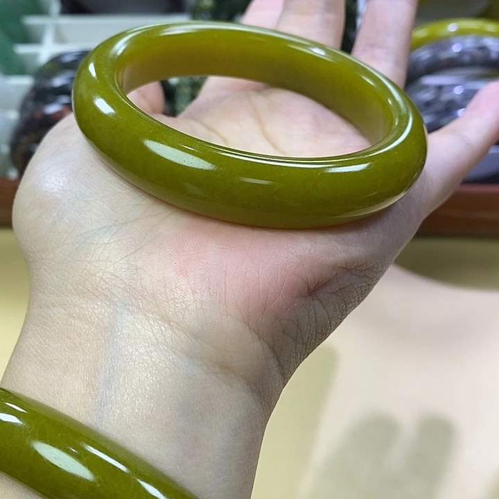 未镶嵌岫玉59圈口3号