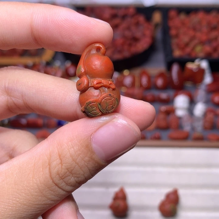 青***草未镶嵌南红南红玛瑙包浆葫芦