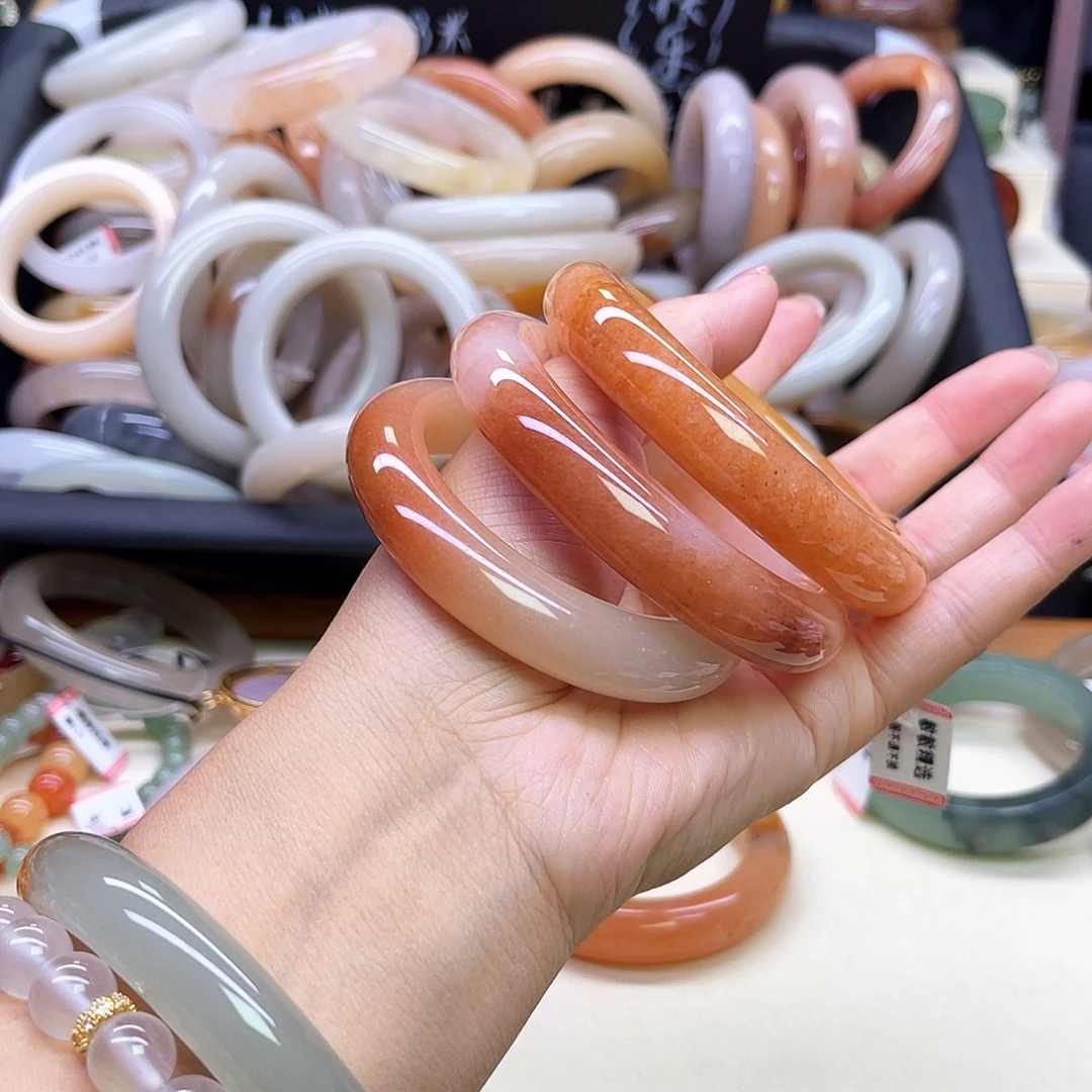 喵***树石英岩玉未镶嵌手镯