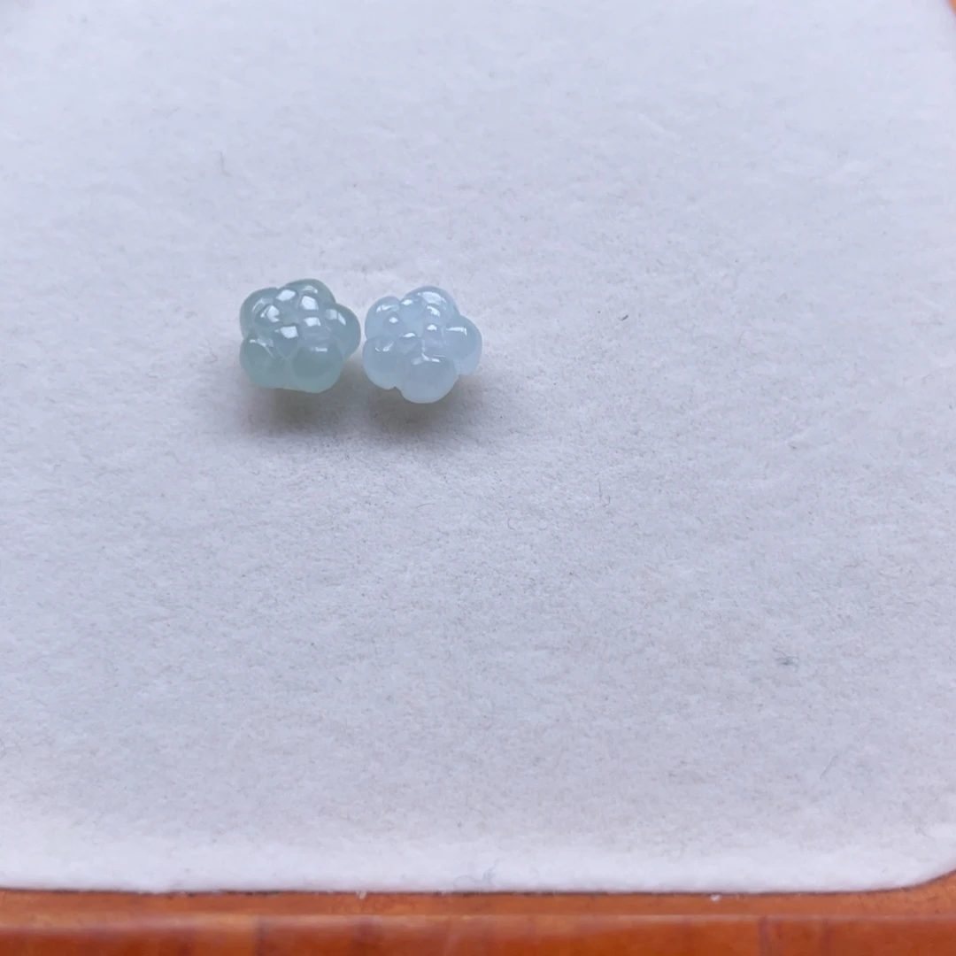 时***^翡翠散珠通孔莲花珠卡7+