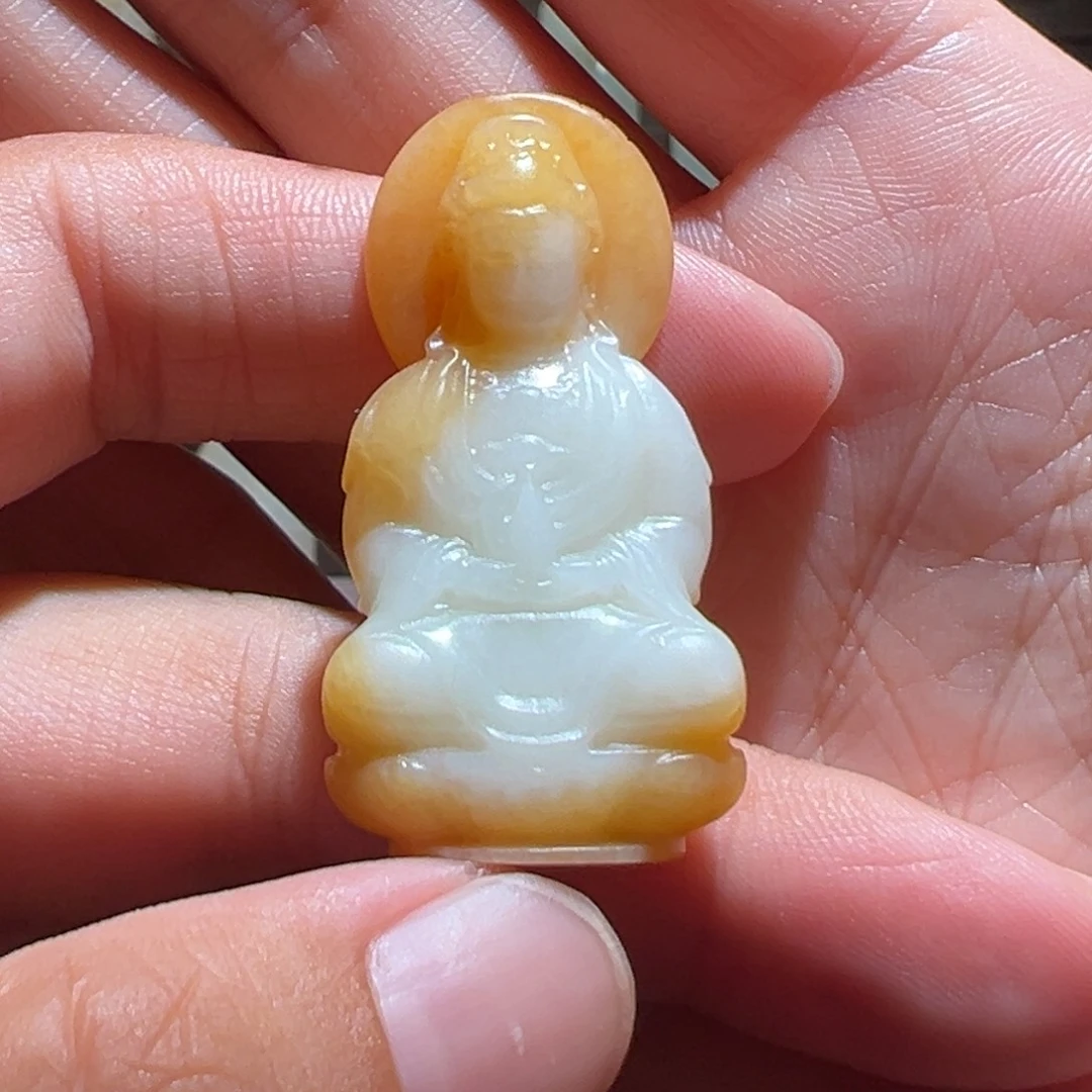 和田玉未镶嵌颈饰尾**飞