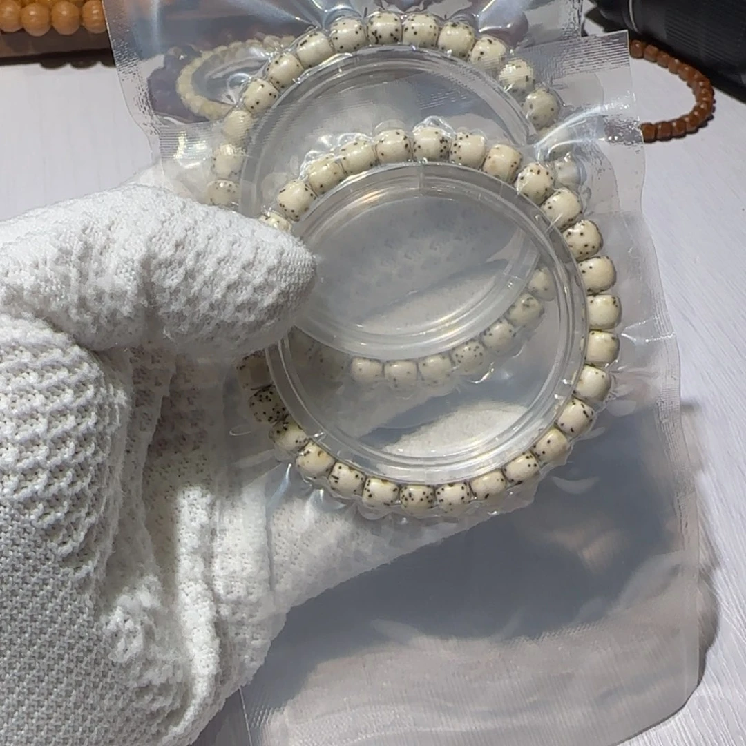 星月菩提吊坠通体小留白