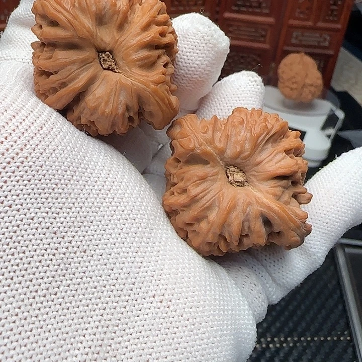 吊坠文玩核桃全品南疆石40凹底