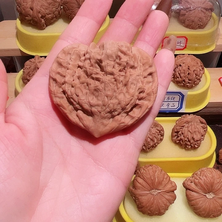 把件文玩核桃苍*苑桃心