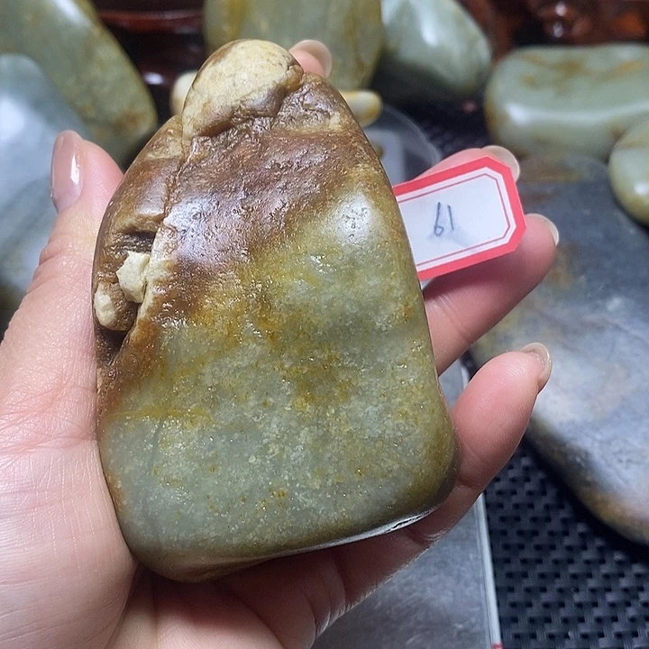 和田玉未镶嵌珠宝奇石61