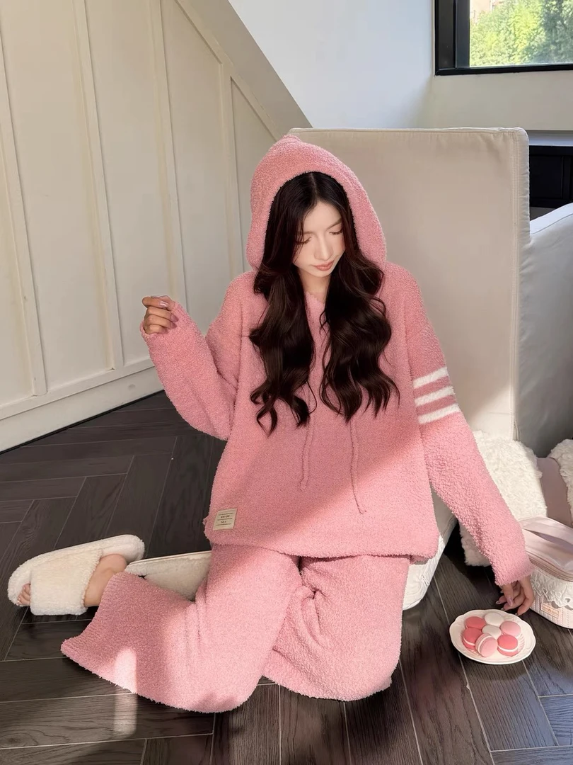 半边绒羽毛纱戴帽粉色TB三条杠保暖睡衣家居服LXC