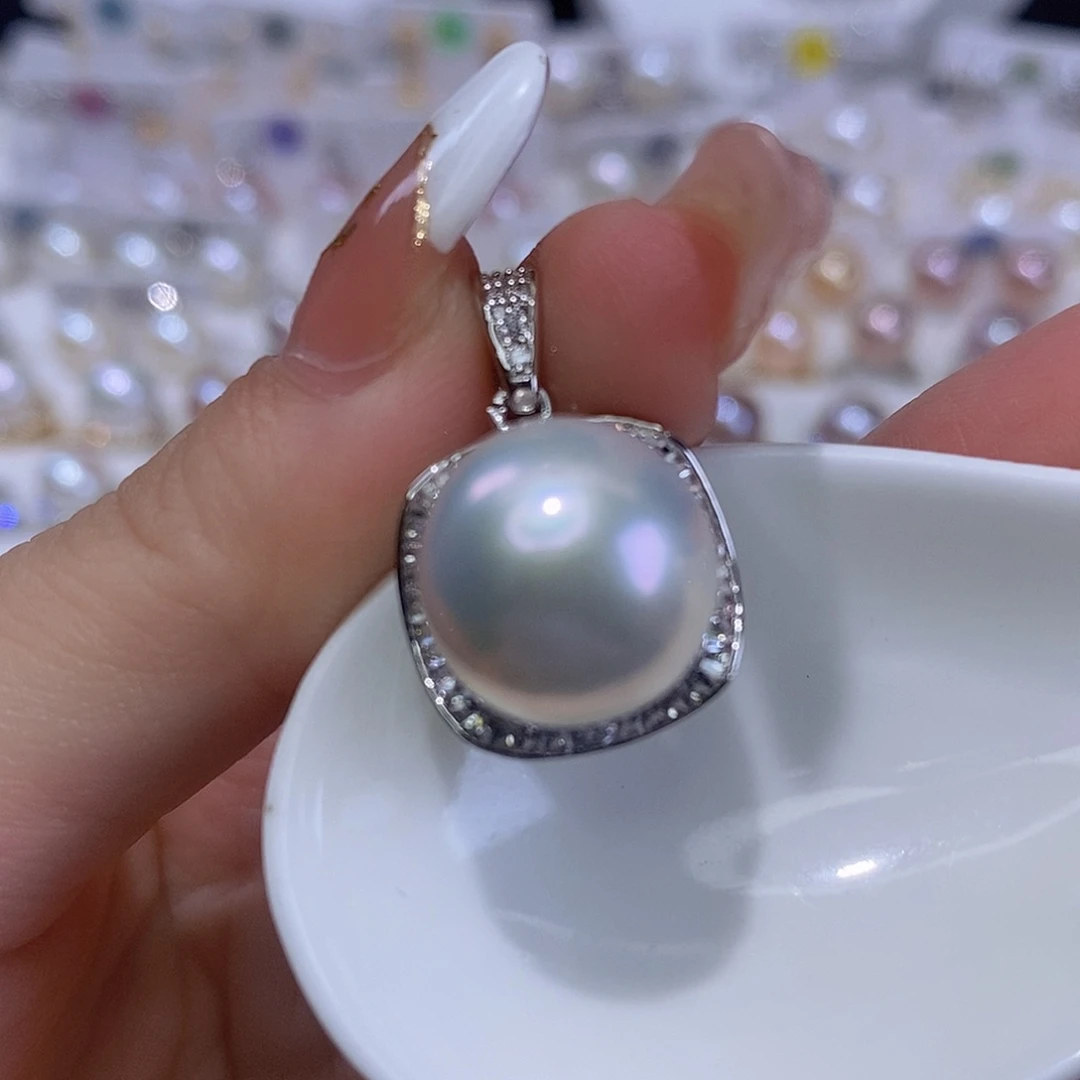淡水珍珠合金颈饰